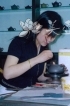 紫砂壶工艺师图片：万美群紫砂 - 美壶网