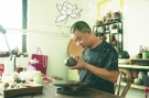 紫砂壶工艺师图片：徐飞紫砂 - 美壶网
