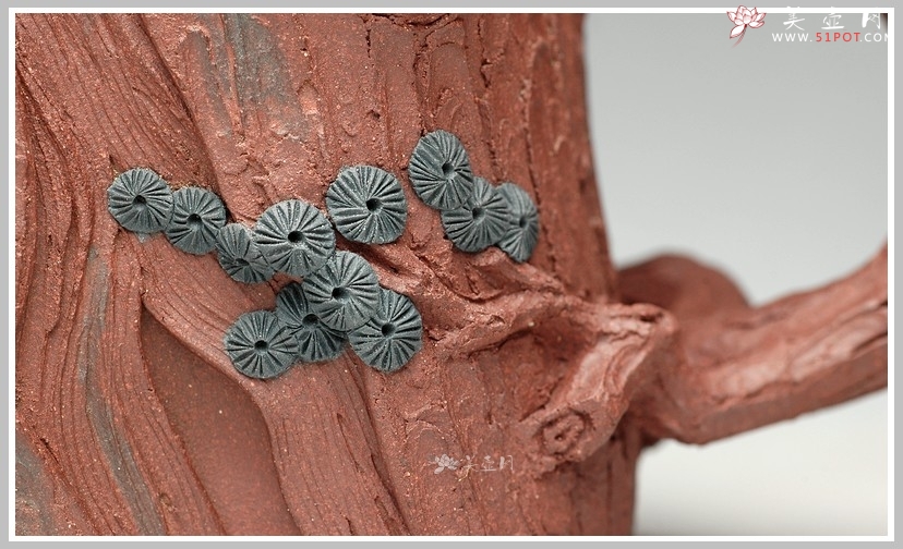 紫砂壶图片：拙壮   全手精品之苔痕松桩 - 美壶网