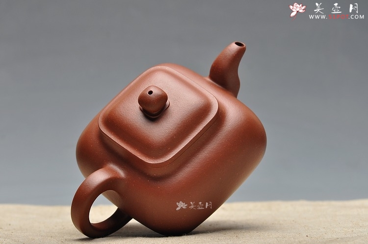 紫砂壶图片： 难度极大 单片身桶拍打 气势磅礴 精工典范 全手传炉 - 美壶网