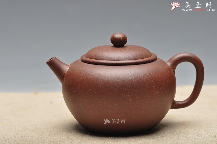 紫砂壶图片：形制古朴 饱满大气 精品亨圆  袁新强作品 - 美壶网