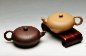 紫砂壶图片：一对小品 实用茶器 如意心经 - 美壶网