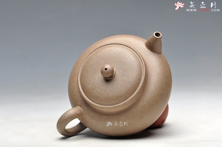 紫砂壶图片：实用一手壶 雅趣十足 全手小秋悦 适合红茶普洱 - 美壶网