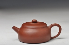 紫砂壶图片：杀茶利器 适合绿茶 全手润泉 - 美壶网