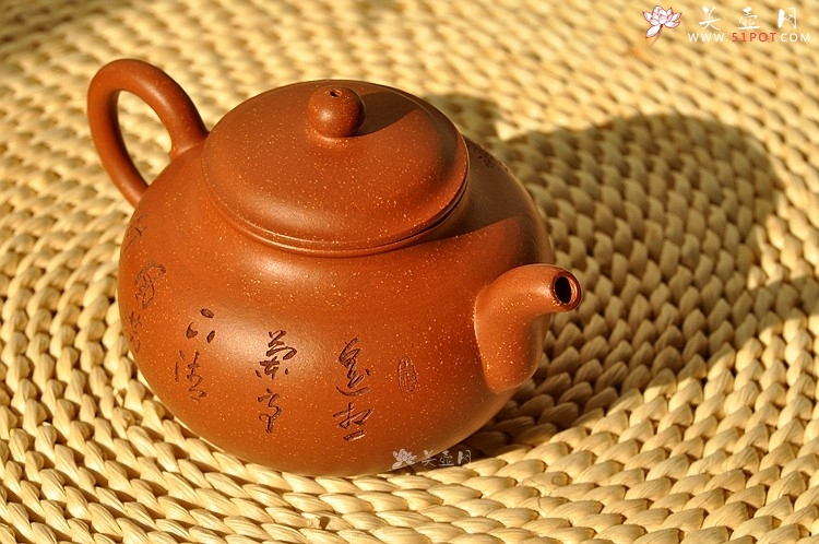紫砂壶图片：饱满圆润 优质降坡泥 全手灵丰 遥想兰亭下清风满竹林 - 美壶网