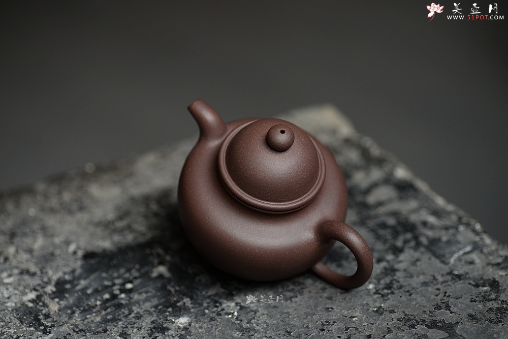 紫砂壶图片：美壶特惠 原矿紫泥 传统经典 寿珍掇球 - 美壶网