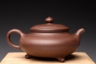 紫砂壶图片：适合绿茶 纤秀可人 三足扁樱 - 美壶网