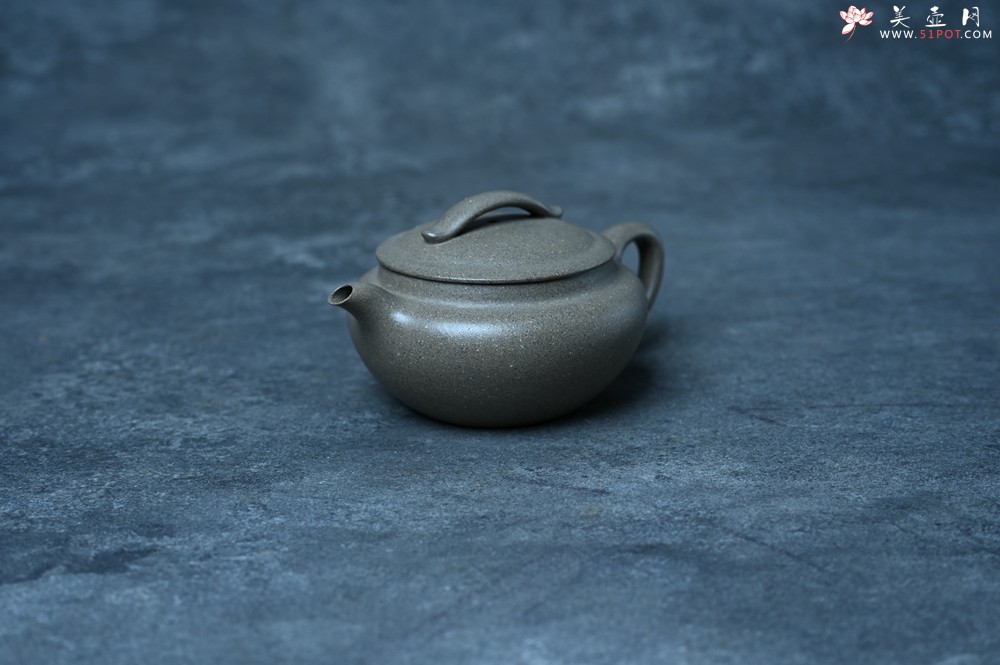紫砂壶图片：美壶特惠 特好芝麻绿泥云帆紫砂壶 茶人醉爱 - 美壶网