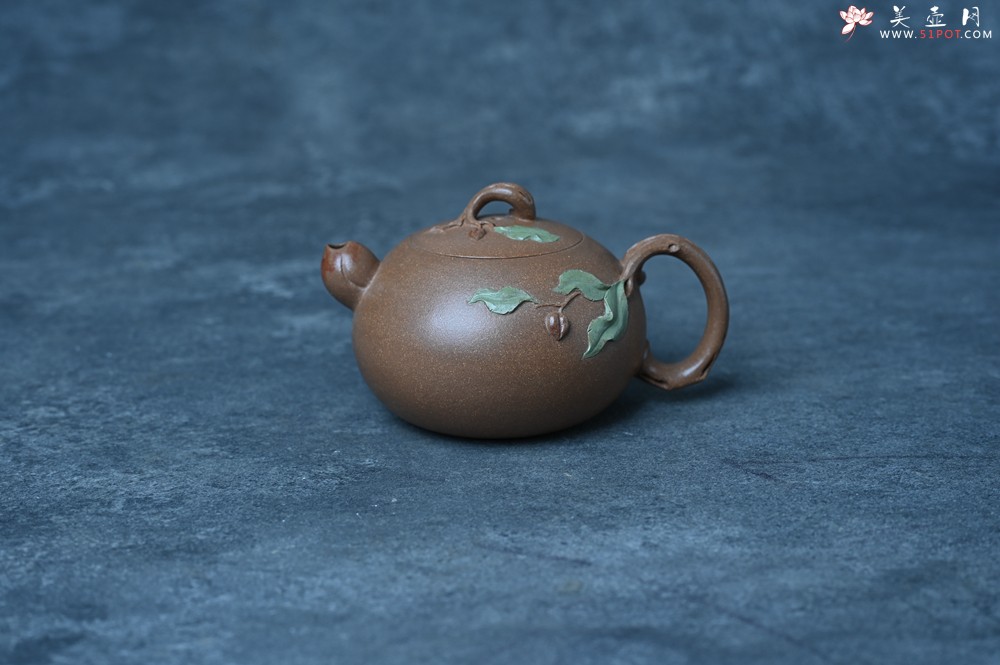 紫砂壶图片：美壶特惠 潜力股董静老师精品老段泥双色寿桃壶 茶人醉爱 - 美壶网