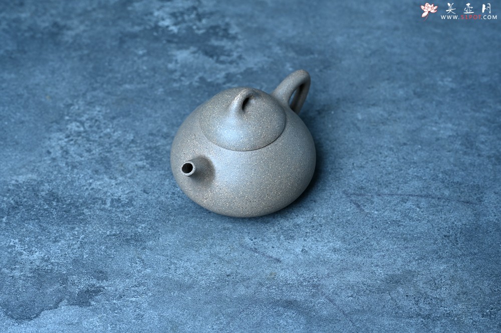 紫砂壶图片：美壶特惠 特好松花段泥精工乳瓢茶壶 茶人醉爱 - 美壶网