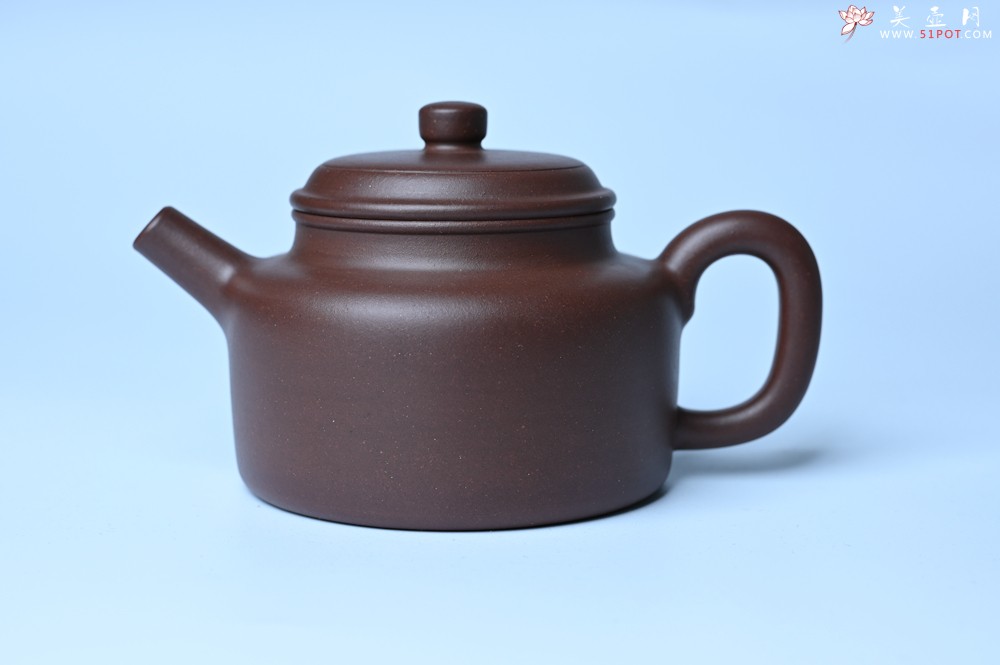 紫砂壶图片：美壶特惠 朱英尘全手工紫砂壶特好底槽青德中壶 茶壶 茶具 单壶 - 美壶网
