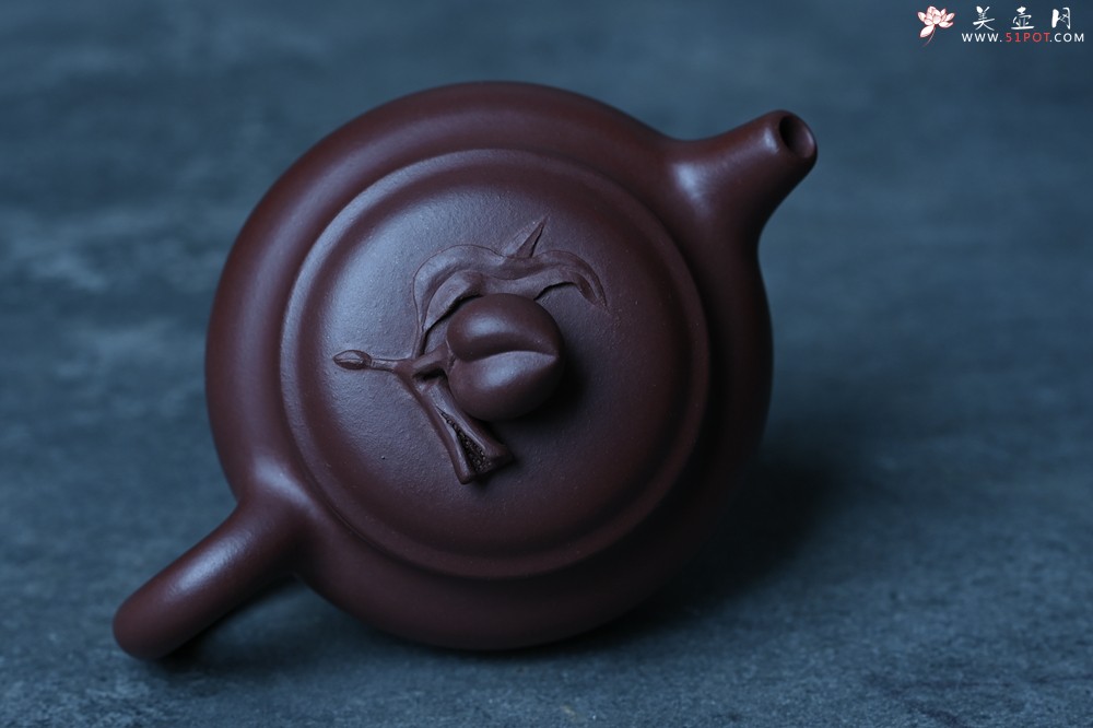 紫砂壶图片：特好老紫泥全手工寿桃壶 茶人醉爱 - 美壶网