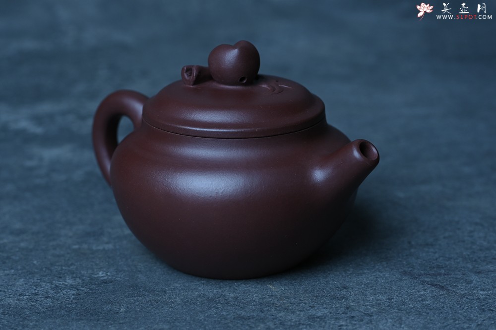紫砂壶图片：特好老紫泥全手工寿桃壶 茶人醉爱 - 美壶网