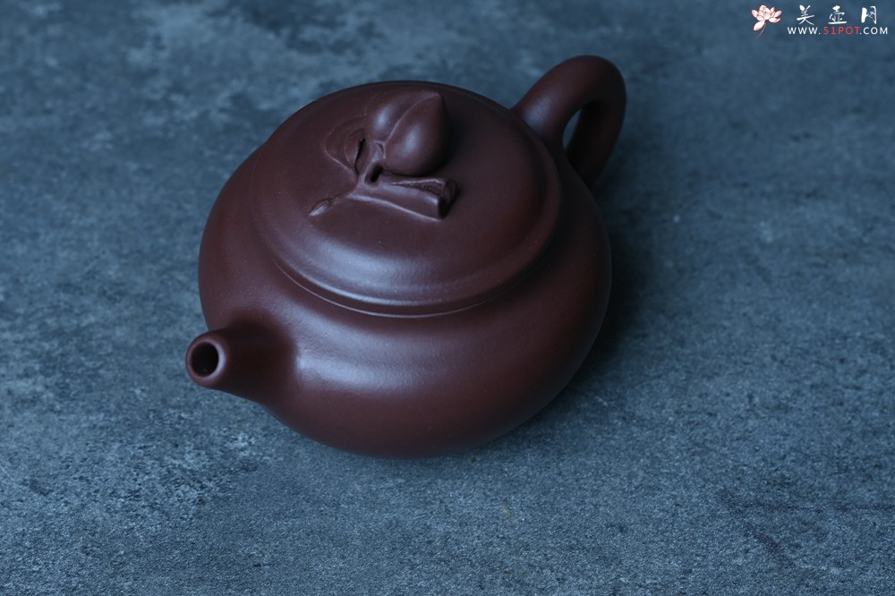 紫砂壶图片：特好老紫泥全手工寿桃壶 茶人醉爱 - 美壶网