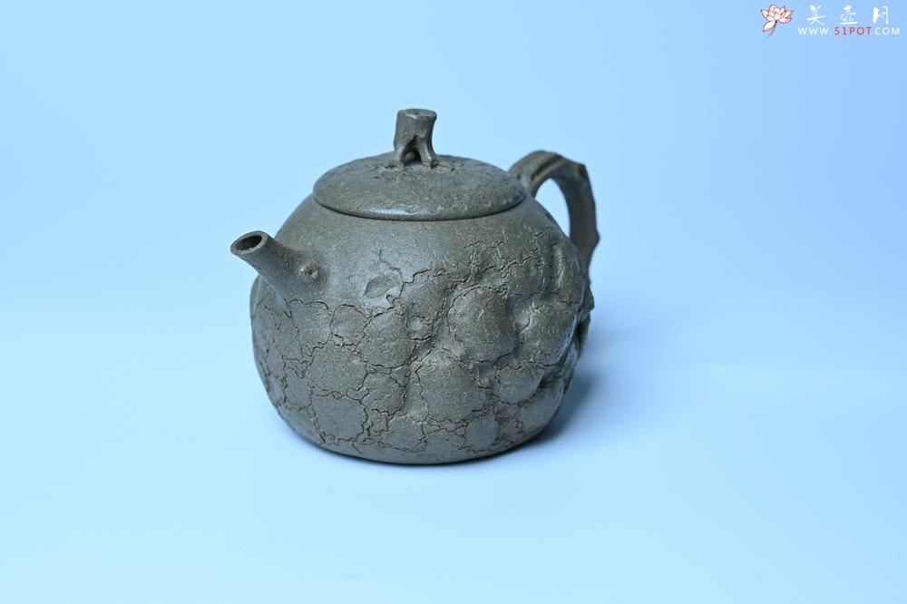 紫砂壶图片：美壶特惠 特好老青段泥云松供春壶 茶人醉爱 - 美壶网