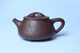 紫砂壶图片：实力派周斌 优质底槽青全手工精工满瓢壶  范小君徒杨志超装饰七骏图 - 美壶网