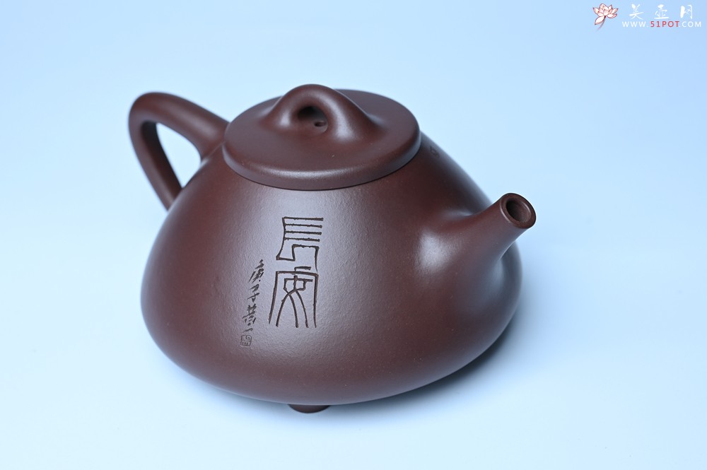 紫砂壶图片：特油润底曹青 全手工子冶石瓢 助工装饰菩萨坐骑瑞兽 - 美壶网